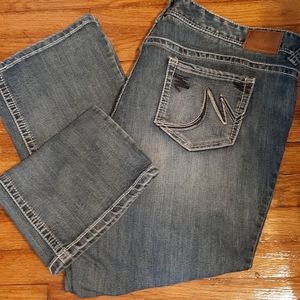 Maurices Jean's womens size 24 short